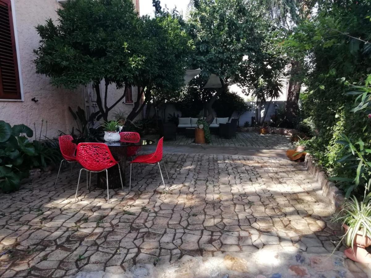 Zia Chiarina Bed & Breakfast San Nicolo Gerrei Екстериор снимка