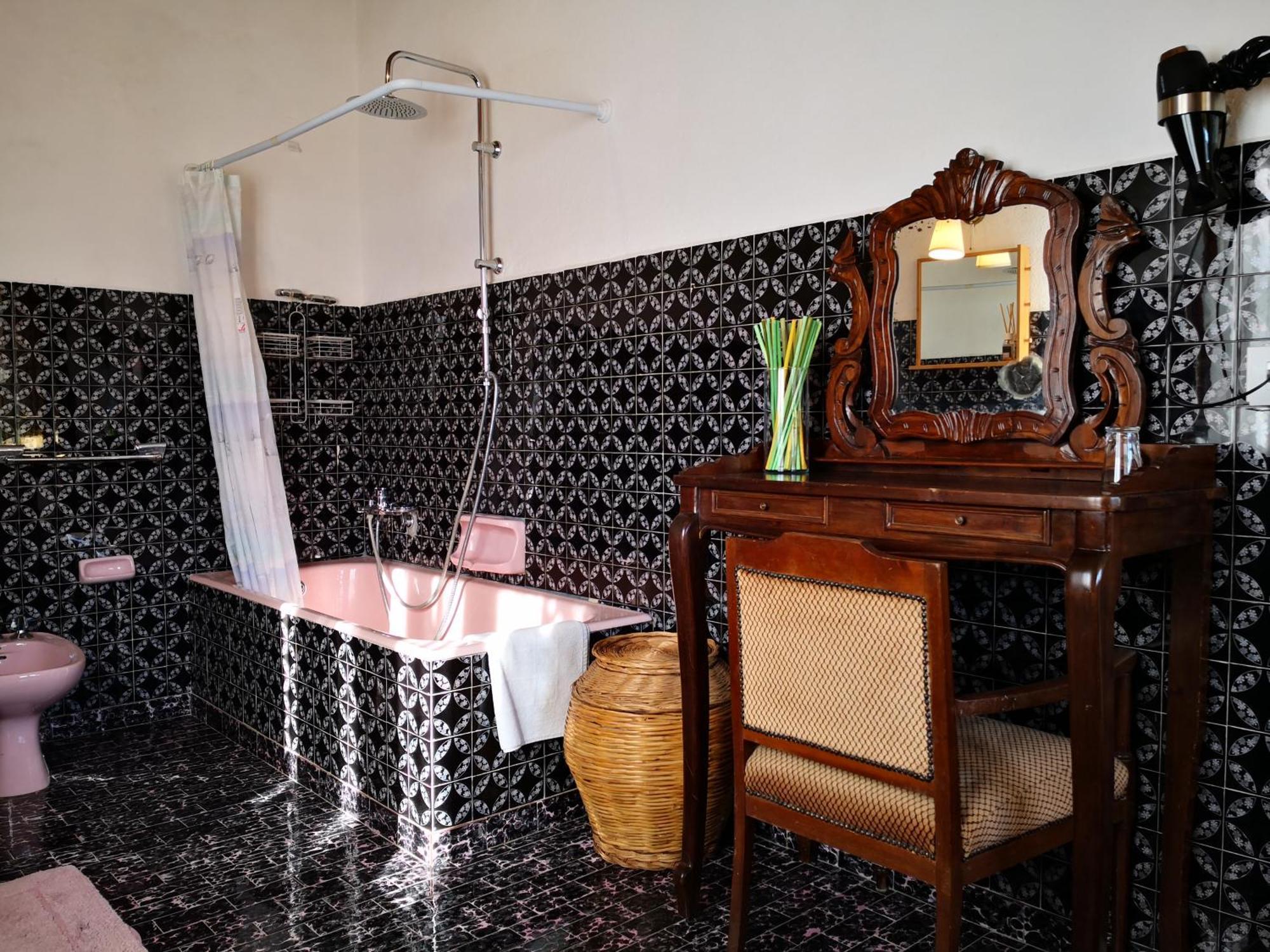 Zia Chiarina Bed & Breakfast San Nicolo Gerrei Стая снимка